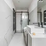 Lägenhet Design Luxury Apartment-centre Of The City-airport