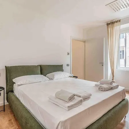 Design Luxury Apartment-centre Of The City-airport Lägenhet