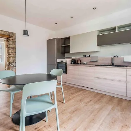 Design Luxury Apartment-centre Of The City-airport Apartamento